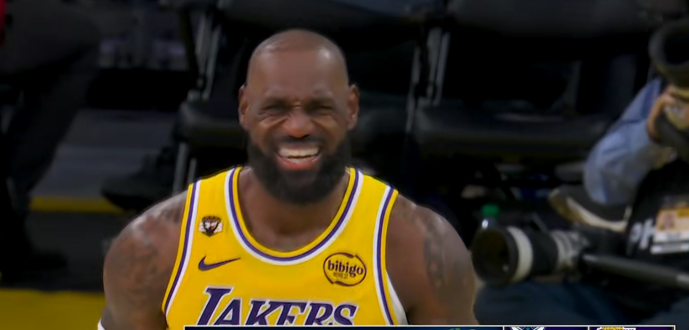 九游体育比分直播、实时比分网、足球比分、篮球比分、电竞比分、九游体育战绩查询-黄蜂18分赢湖人，却也失去了跟詹皇拥抱的机会！老詹生气扭头就走